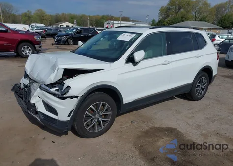 2020 Volkswagen Tiguan 2.0T Se/2.0T Se R-Line Black/2.0T Sel from USA, damaged, VIN 3VV2B7AX9LM103539
